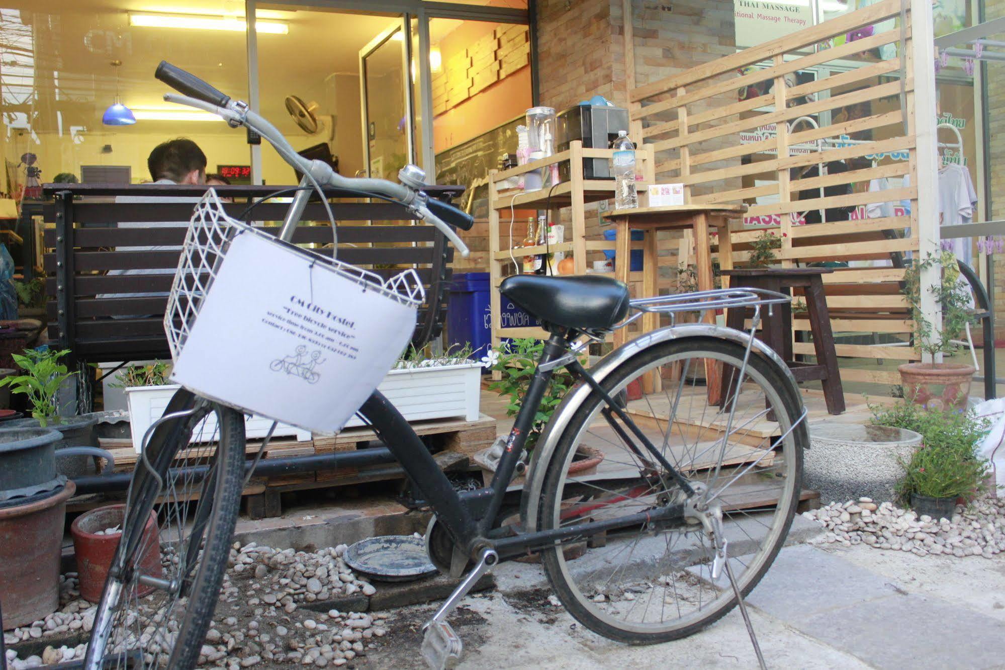 Cm City Hostel Chiang Mai Zewnętrze zdjęcie